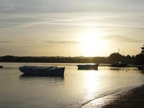 La maison du Lenn face à la mer Louannec Esterno foto