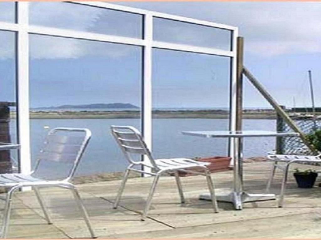 La maison du Lenn face à la mer Louannec Esterno foto